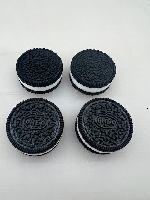 3D printed small cookie sized STOREO storage container