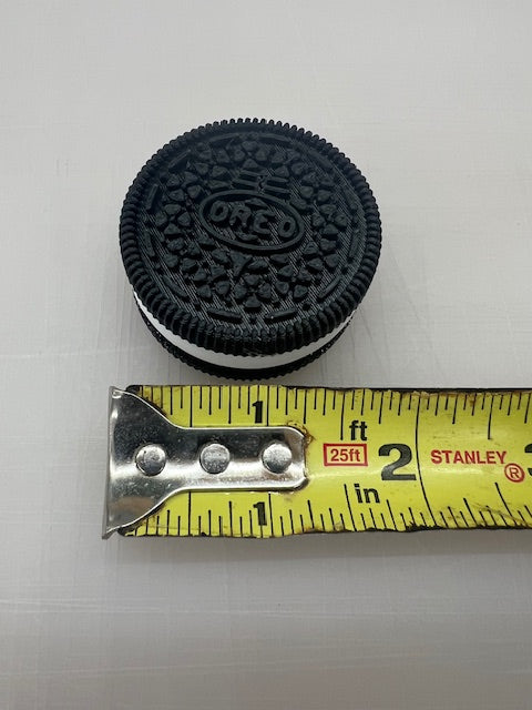 3D printed small cookie sized STOREO storage container
