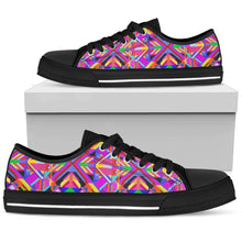 Pink Eye Womens Low Top Tennis Shoe Black