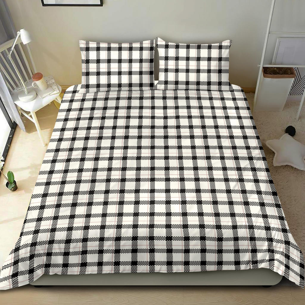 Black and White with Pink Plaid Print Bedding Set