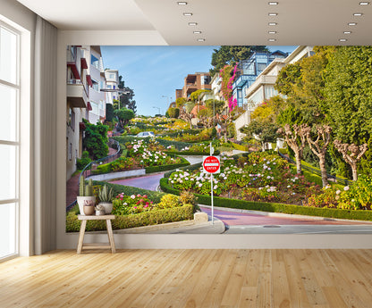 Lombard Street in San Francisco Wall Mural