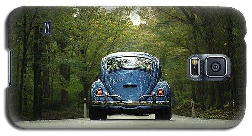 Bug On The Road - Phone Case
