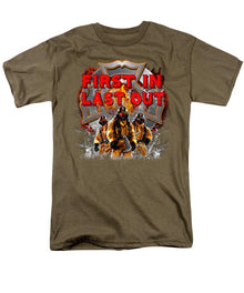 First In Last Out - Men's T-Shirt  (Regular Fit)