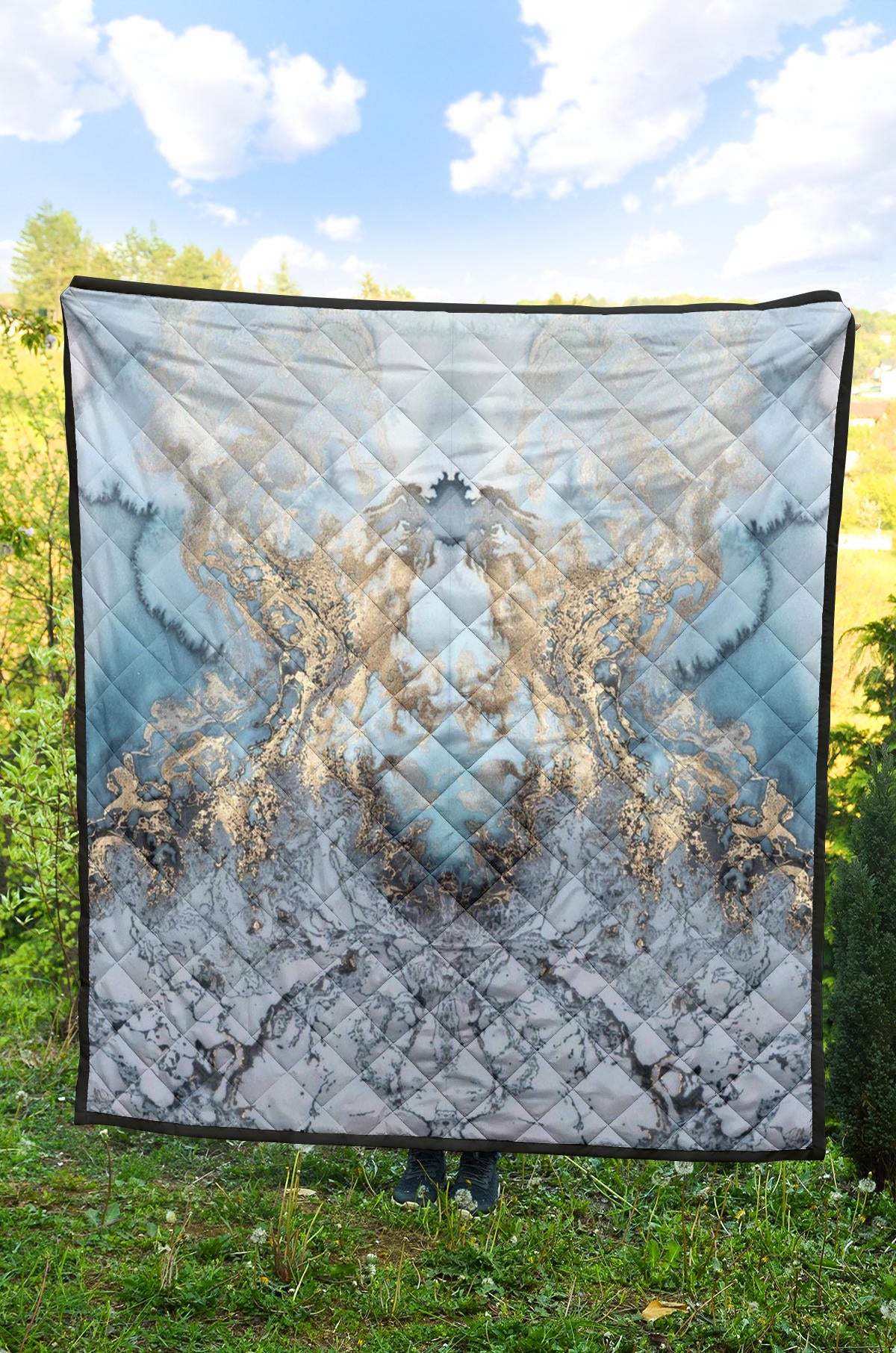 Baby Blue Liquid Gold Quilt