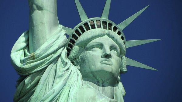Statue Of Liberty Close - Art Print