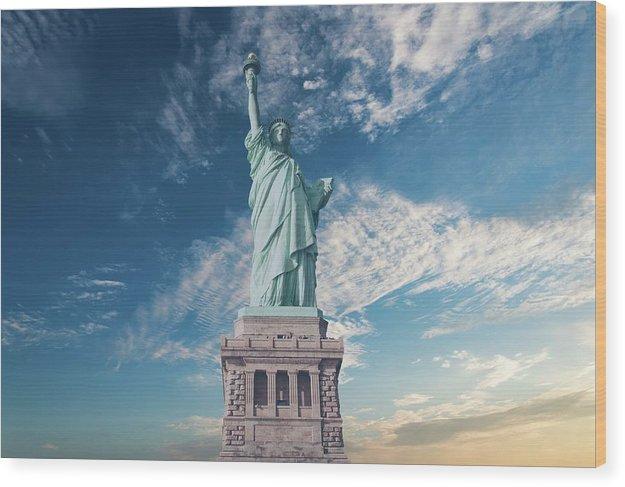 Statue Of Liberty - Wood Print